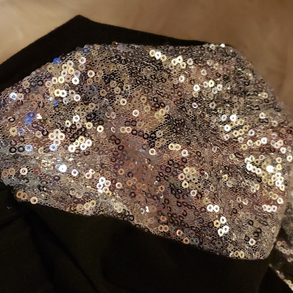 Black and Sheer Silver Sequined Leggings - Picture 5 of 5